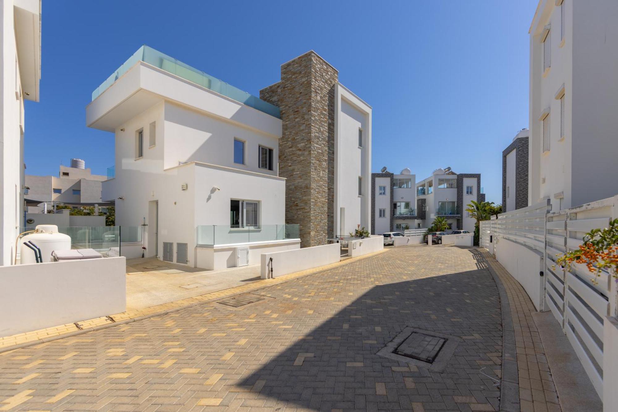 Fig Tree Bay Residences 6 Протарас Екстер'єр фото