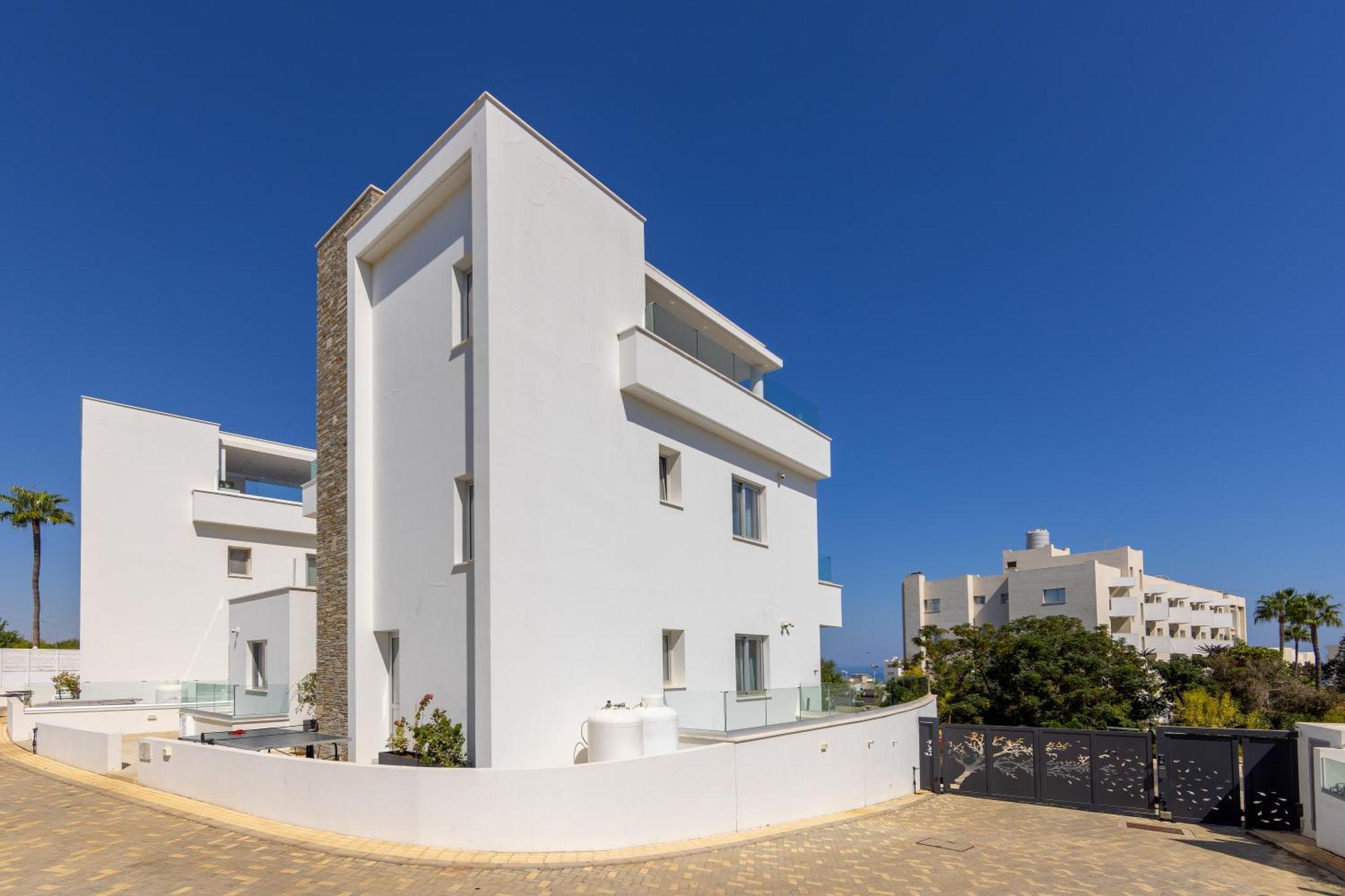 Fig Tree Bay Residences 6 Протарас Екстер'єр фото